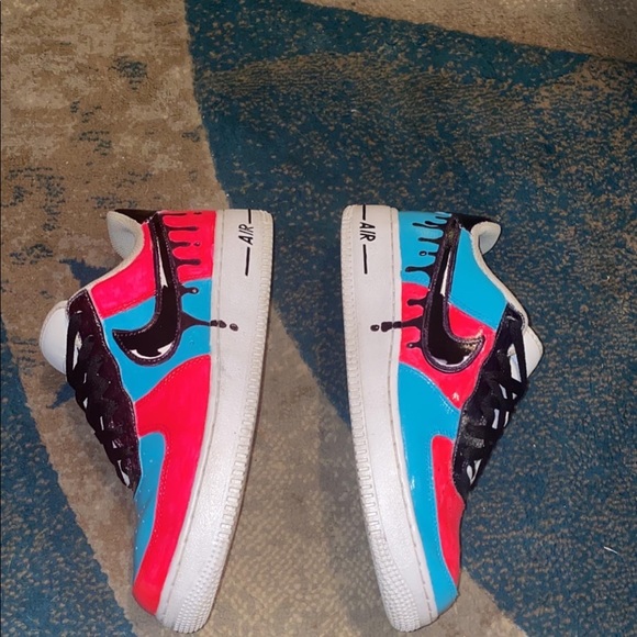 Custom AF1’s - Picture 3 of 7